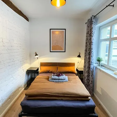 Stilvolle, Zentrale Ferienwohnung Bocksbruecke Mit Parkplatz Salzwedel Exterior foto