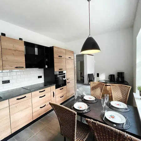 Stilvolle, Zentrale Ferienwohnung Bocksbruecke Mit Parkplatz Salzwedel Exterior foto